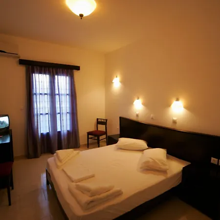 Hotel Captains Rock Chrisi Akti (Paros)