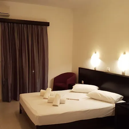 Captains Rock Hotel 3*