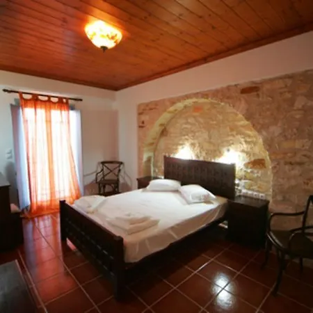 Captains Rock Hotel Chrisi Akti (Paros)